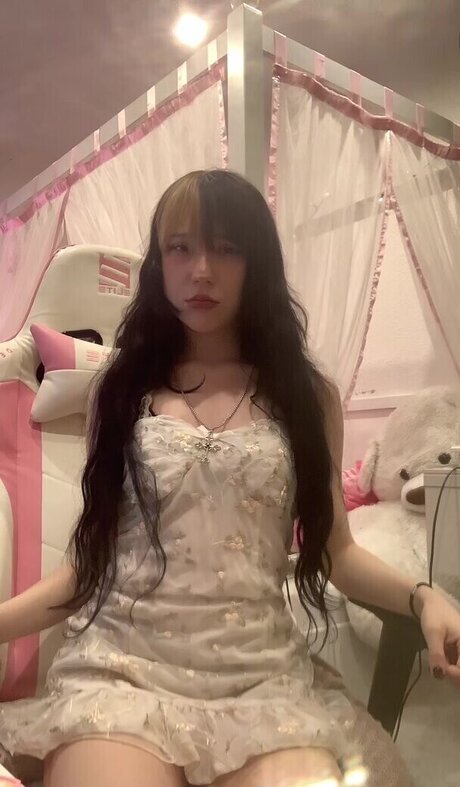 meinekatzeschmecktgut free actress pics