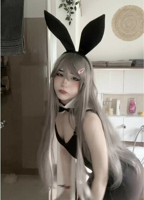 meinekatzeschmecktgut beautiful model picture