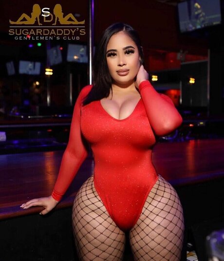 princessvee03 art model pics