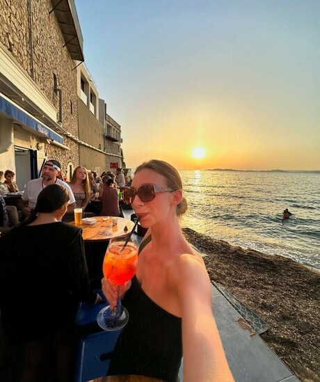 Nursevirg nude actress galleries