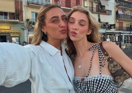 Nursevirg naked pornstar galleries