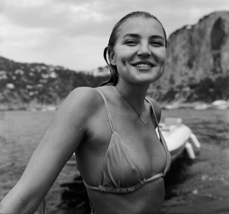 Rachel Hilbert model top image