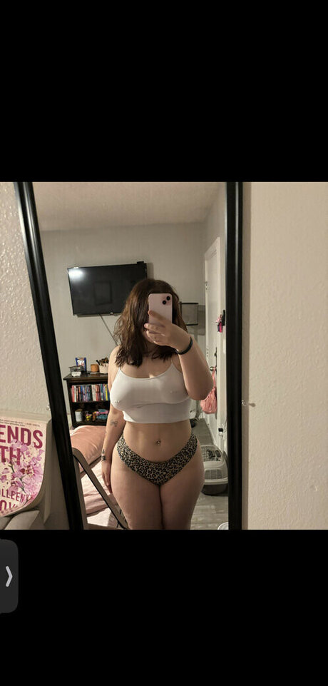 Isabel Pierce nudes actress gallery