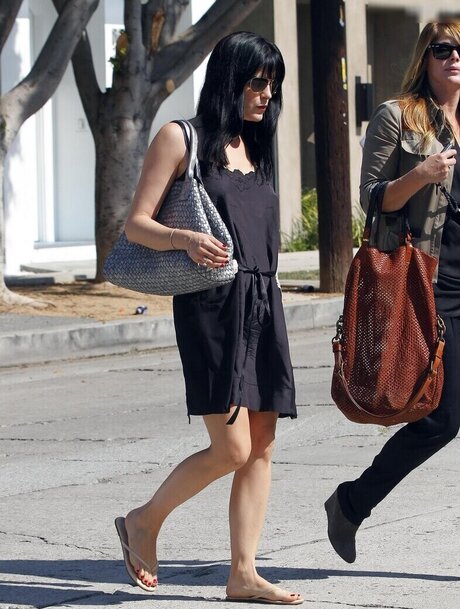 Selma Blair naked star img