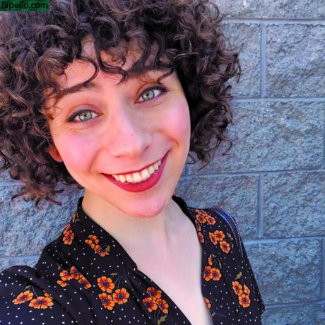 Julia Kaye star perfect picture