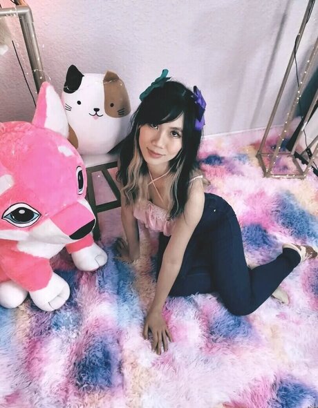 Bessy Q perfect star galleries