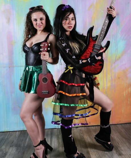 Bessy Q pornstar erotic gallery