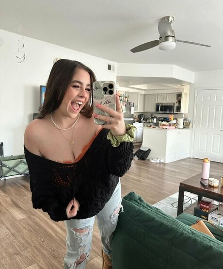 Missy Ann star high quality img