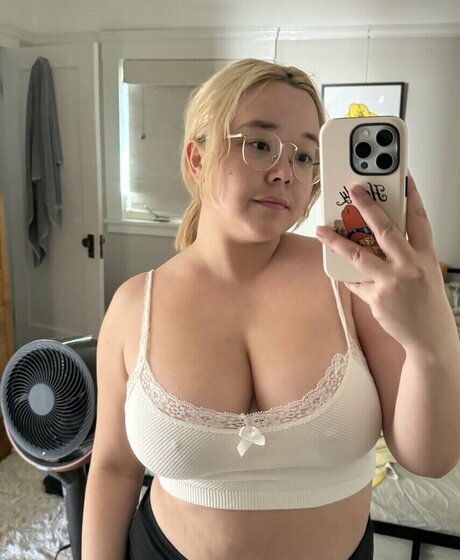 bingsuccino model sex images