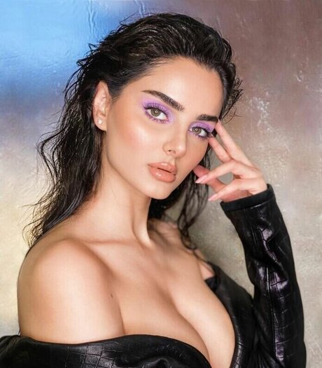 Mahlagha Jaberi adult actress gallery