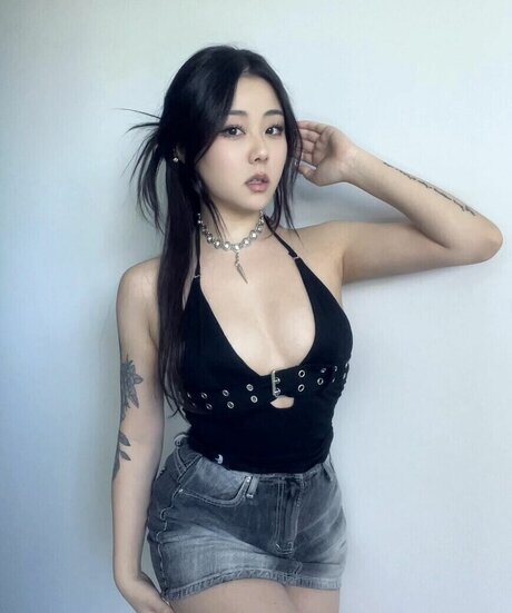 Hanavocado sexy actress gallery