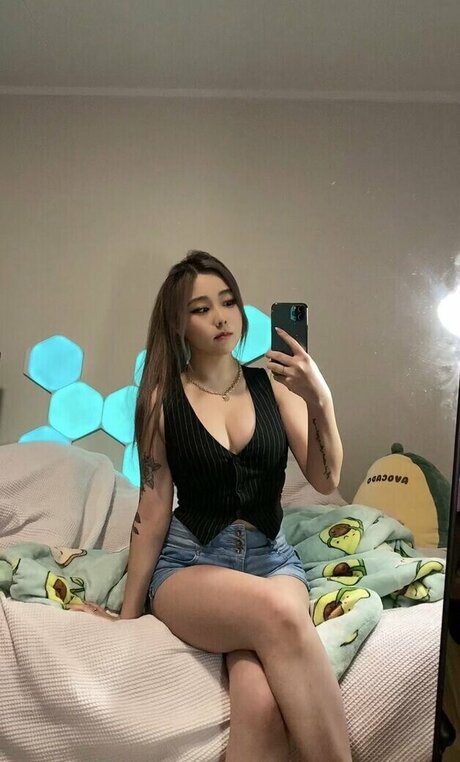 Hanavocado pornographic model galleries