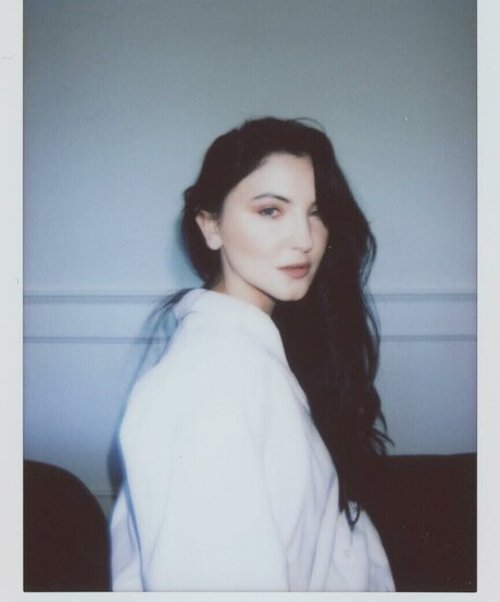 Julia Michaels perfect star images