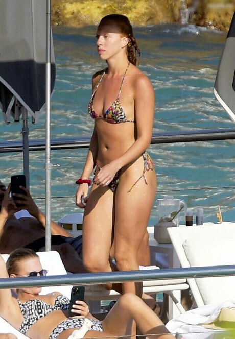 Anna Ermakova adult model archive