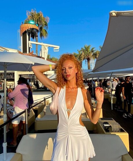 Anna Ermakova sex model photos