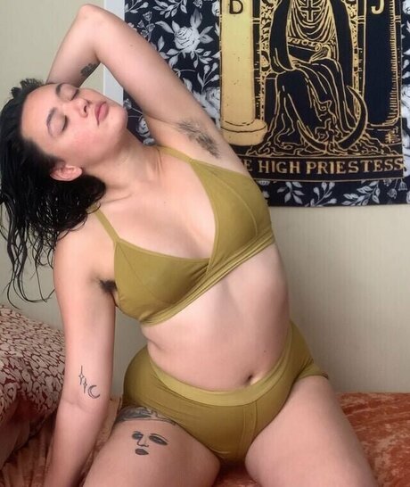 Becca Brown perfect actress picture