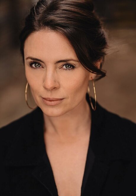 Amy Pemberton model picture