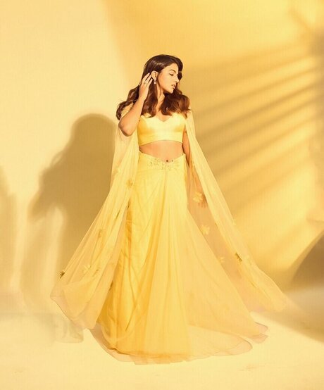 Wamiqa Gabbi pornstar art archive