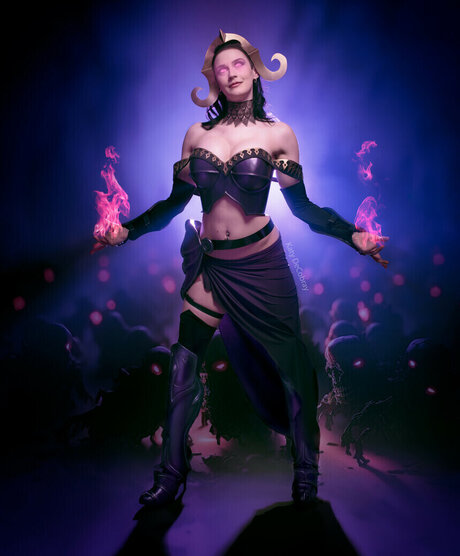 Katy DeCobray star exclusive pic