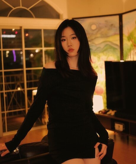 Lo3tus perfect actress picture