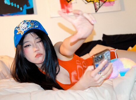 pregnant xxx onlyfans naked image