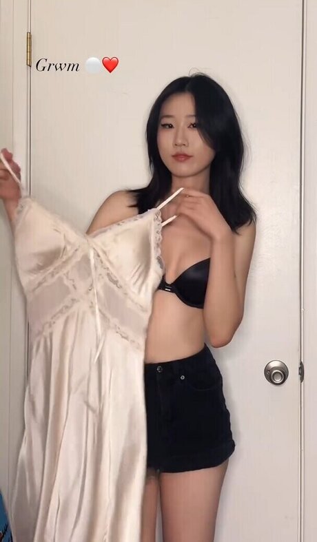 Lo3tus star hot picture