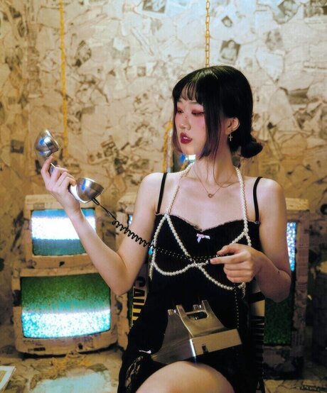 Lo3tus nudes actress photo