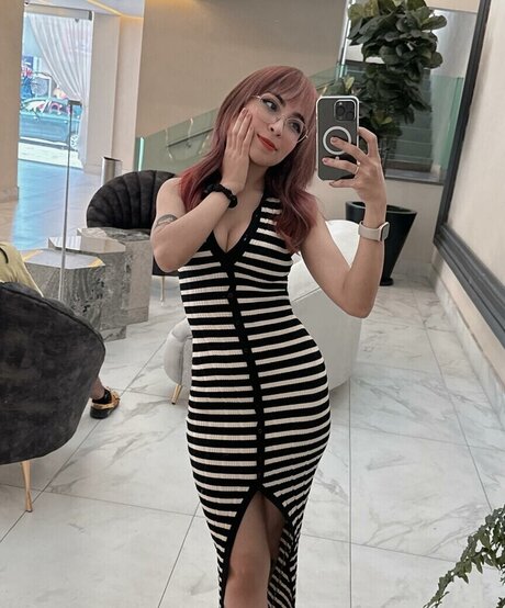 muscular onlyfans sexy nudes picture