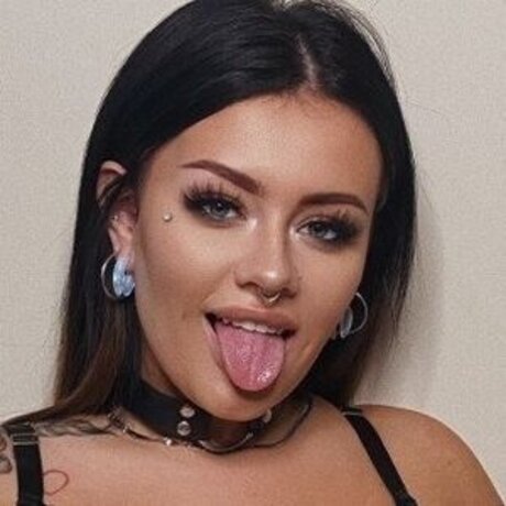 Niamh Velvet star nude images