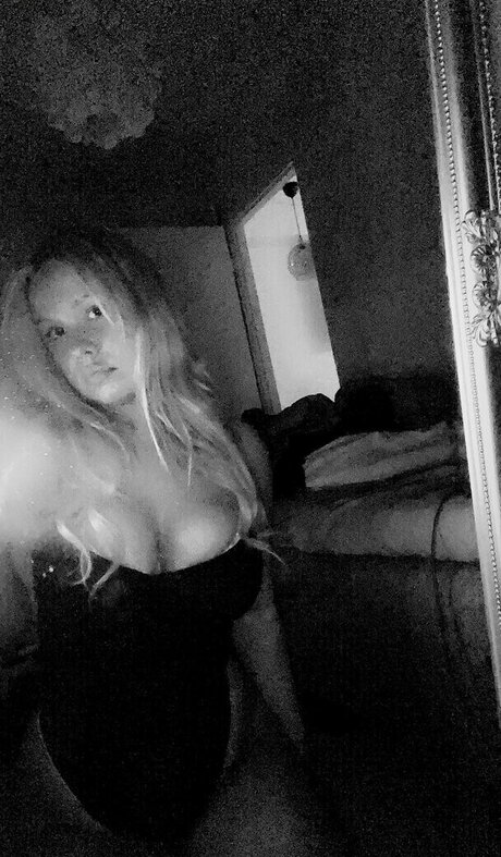 Nelli Virtanen free actress pics