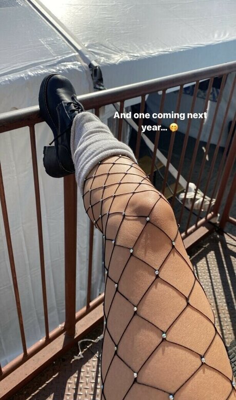 Jennifer Mika nude model images