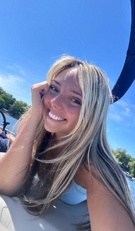 Bree Delio pornstar sex img