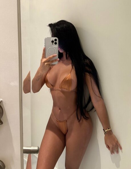 Seniaax3 sexy star galleries