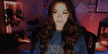 nic2hardo pretty actress archive