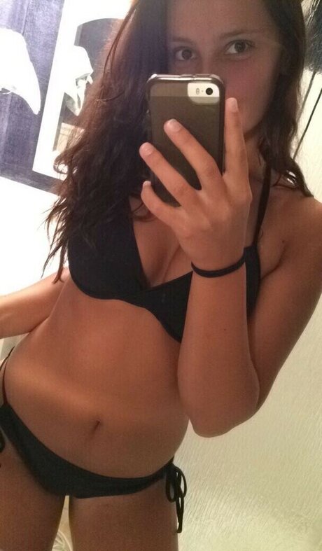 Leyla Ingalls art model image