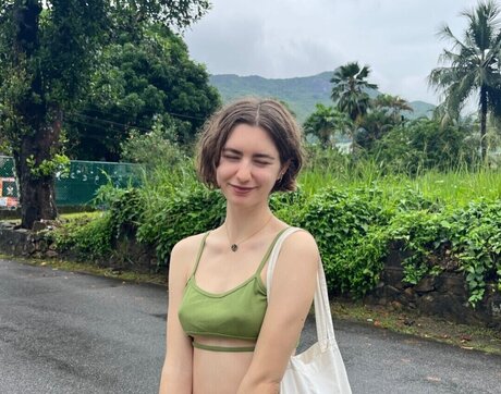 bberniaa pornographic actress photo