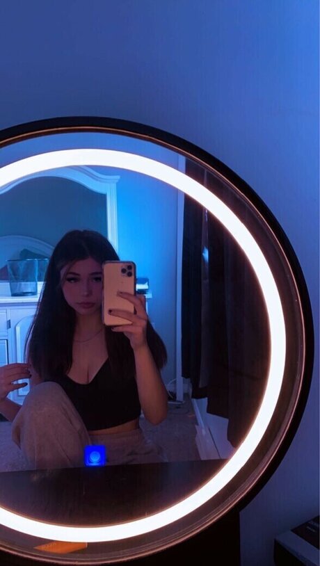 xoscarlettx exclusive pornstar photo