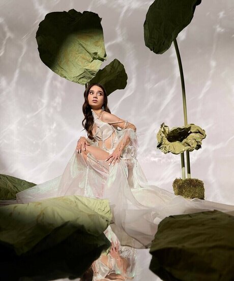 Leytink naked pornstar img