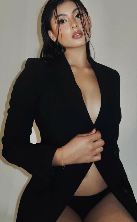 ebony pussy onlyfans art naked pic