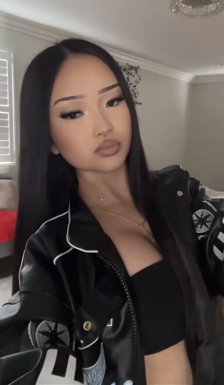 Kaylieee w pornstar pics