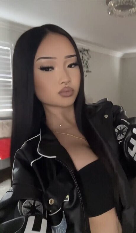 Kaylieee w hd star image