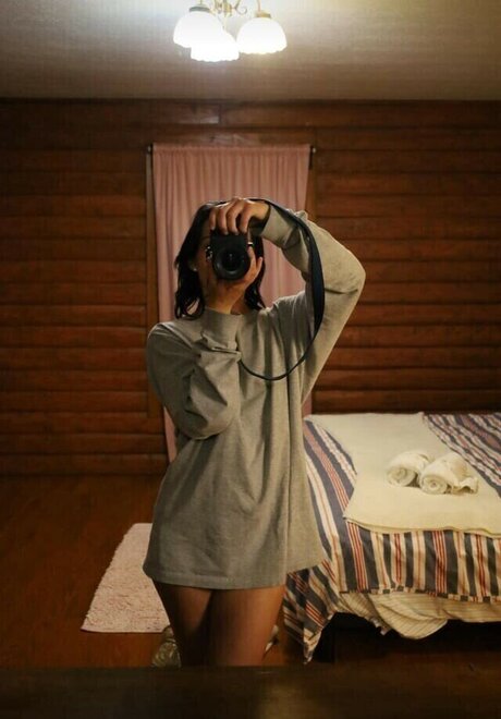 Motorsports Molly sexy actress photo