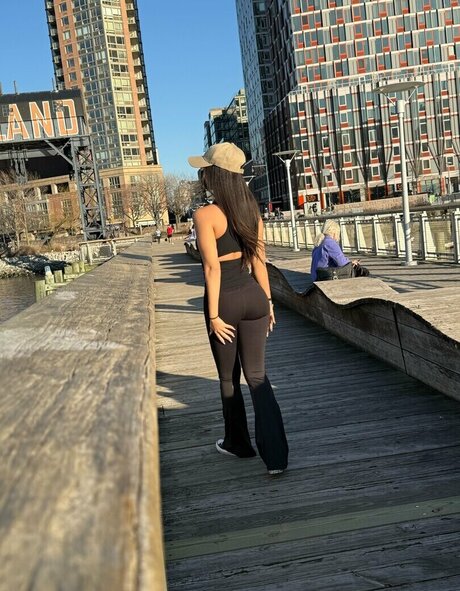 Selenalenaxo model top pics