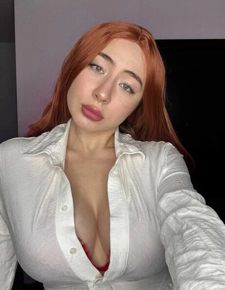 nisaatane model xxx galleries