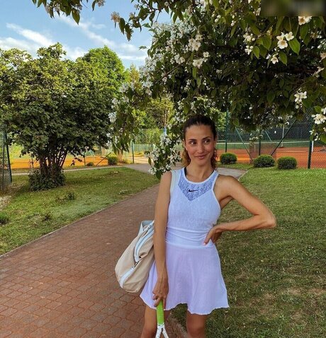 Nadine Menz model adult pics