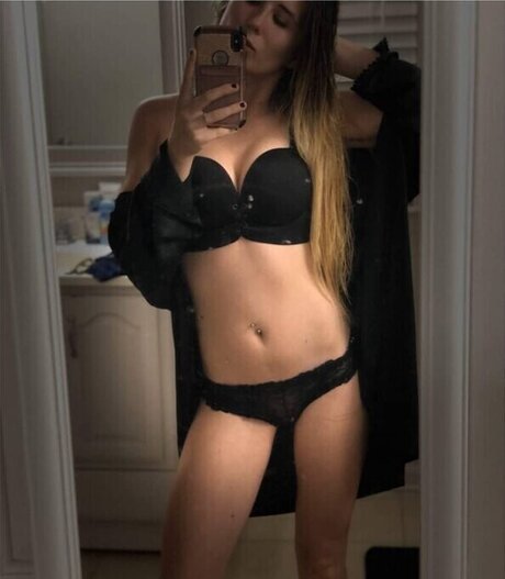 asian american onlyfans beautiful pics