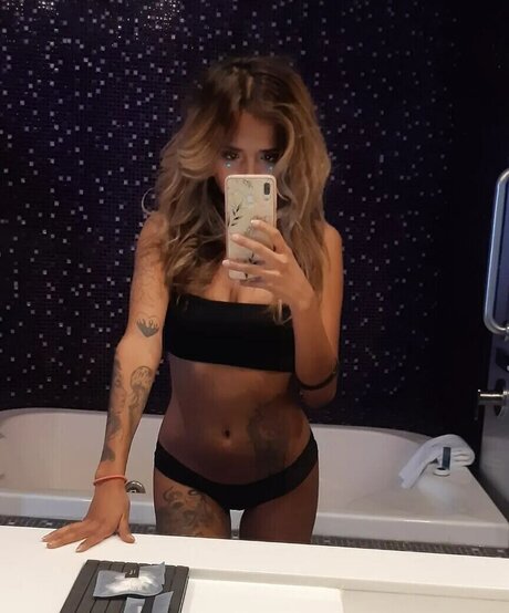 Saturnna Moon pornstar pic