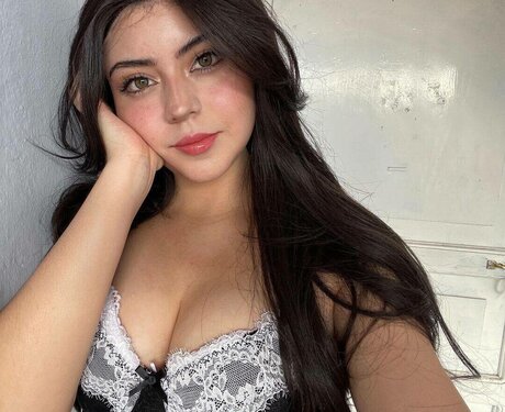 Vaniasse xxx star img