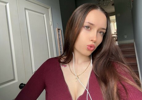 Claudzmo naked actress pics