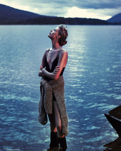 Frida Gustavsson model free pics